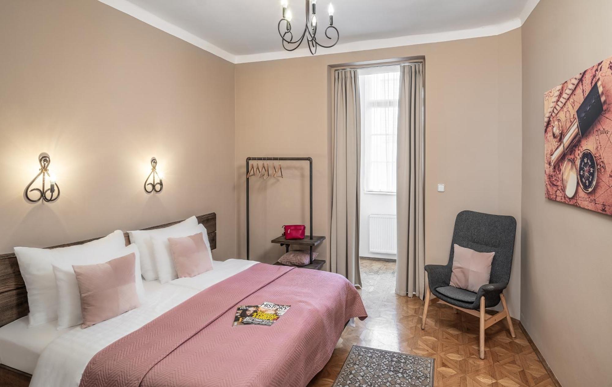 6 Continents Apartments By Adrez Prague Luaran gambar