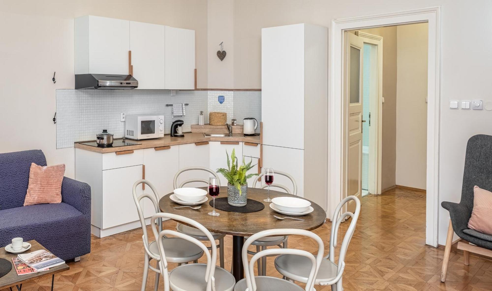 6 Continents Apartments By Adrez Prague Luaran gambar