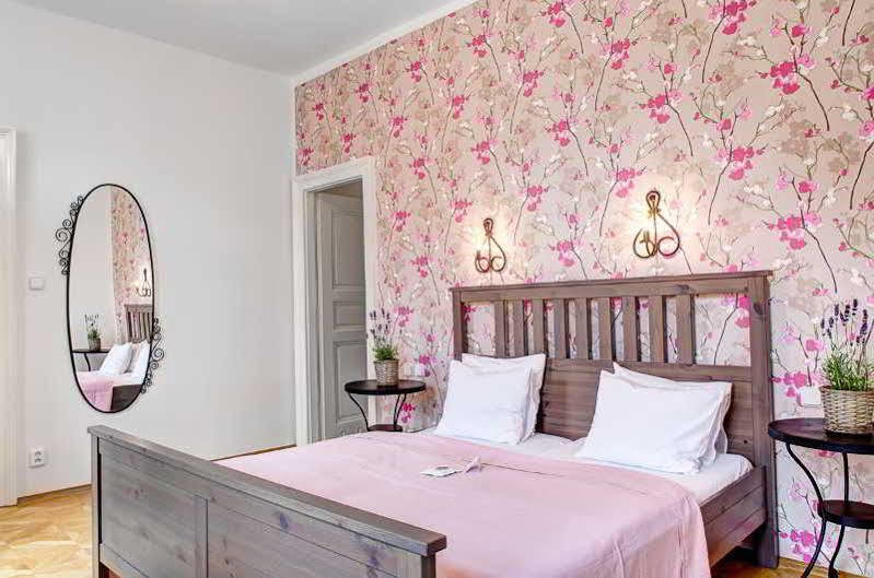 6 Continents Apartments By Adrez Prague Luaran gambar